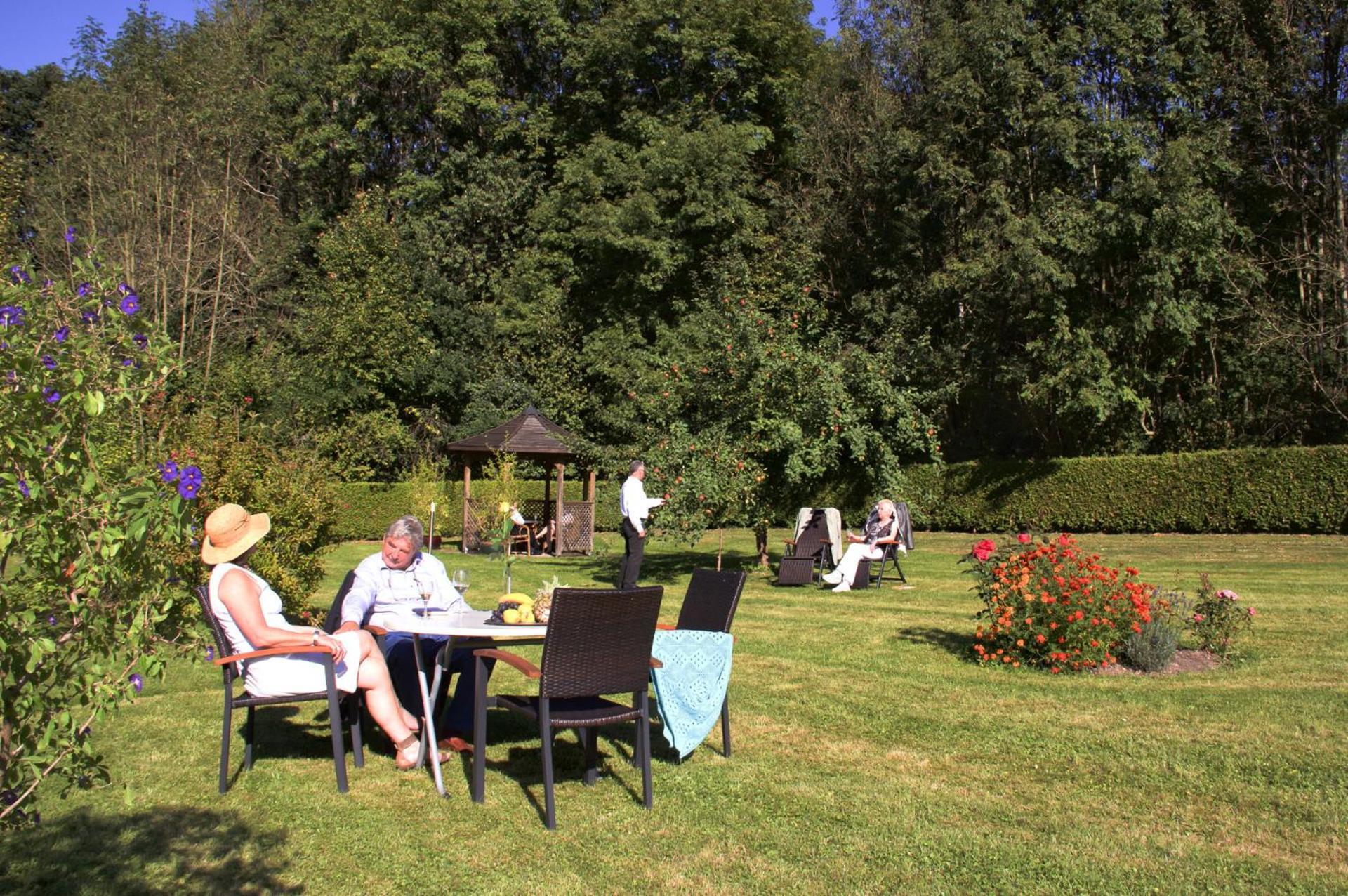 Hotel Jaegerhof Staatsbad Brückenau Buitenkant foto